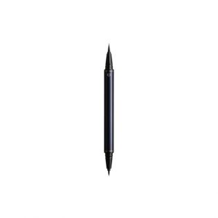 Intensyfikujący eyeliner w płynie