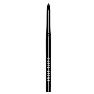 Idealnie zdefiniowany żelowy eyeliner w kredce